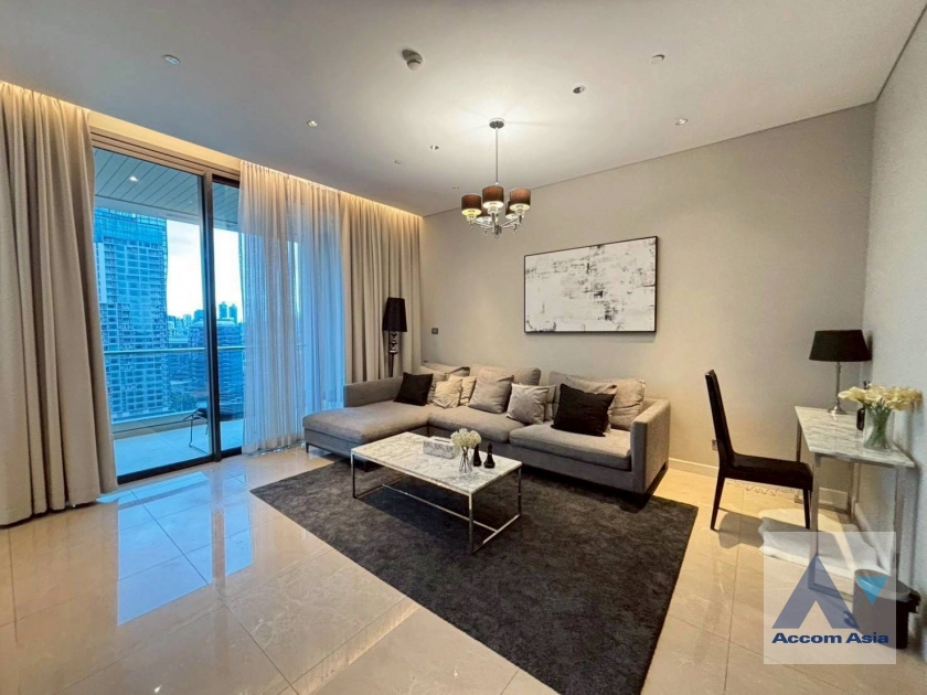 unit 2 Bedrooms  Condominium For Rent & Sale in Ploenchit, Bangkok  near BTS Chitlom (AA45451)