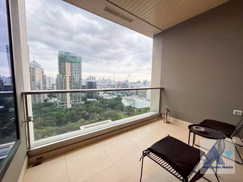 5  2 br Condominium for rent and sale in Ploenchit ,Bangkok BTS Chitlom at Sindhorn Residence AA45451