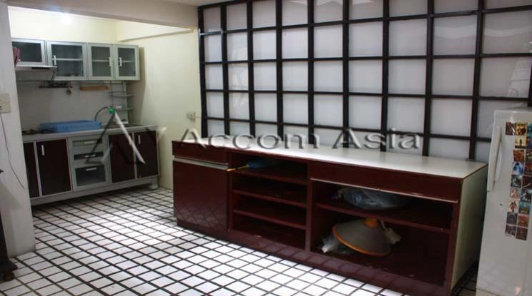6  2 br Townhouse For Rent in Sukhumvit ,Bangkok BTS Asok - MRT Sukhumvit 11004001