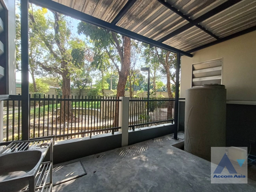 14  2 br Building for rent and sale in Pattanakarn ,Bangkok  at H Cape Biz Plus Wongwaen-Onnut AA45466