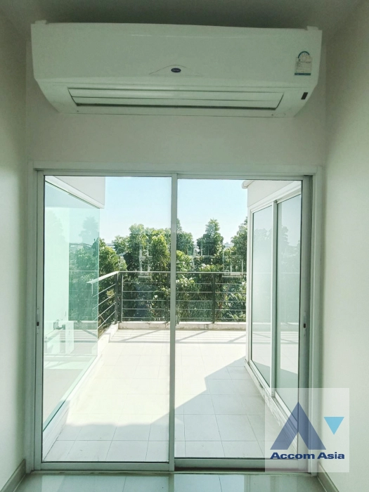9  2 br Building for rent and sale in Pattanakarn ,Bangkok  at H Cape Biz Plus Wongwaen-Onnut AA45466