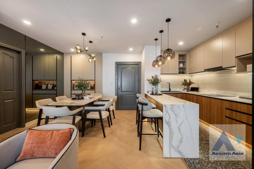 16  2 br Condominium For Sale in Sathorn ,Bangkok BRT Thanon Chan at The Executive Regent AA45474