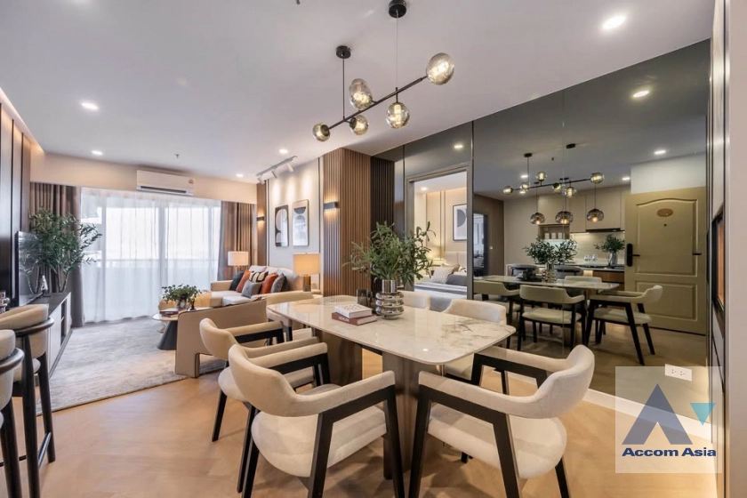 9  2 br Condominium For Sale in Sathorn ,Bangkok BRT Thanon Chan at The Executive Regent AA45474