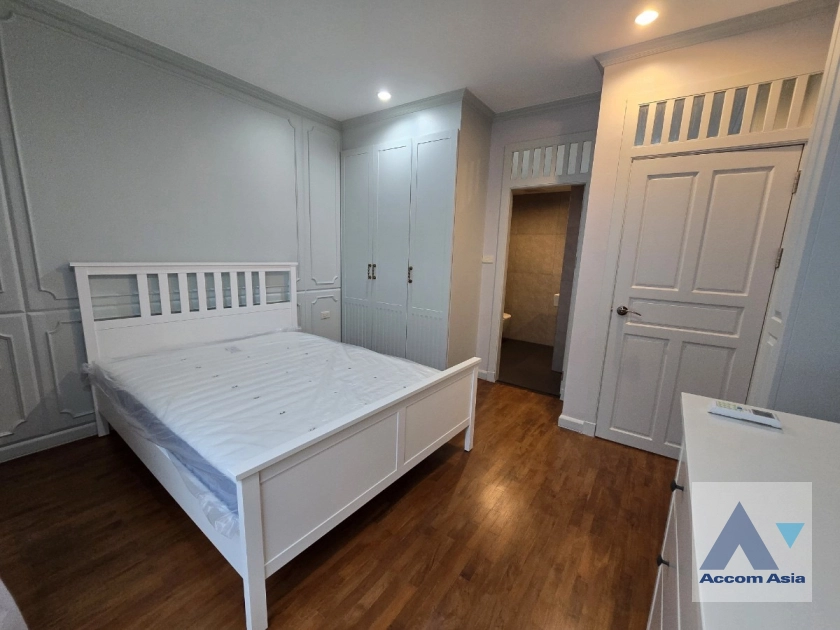 9  2 br Condominium for rent and sale in Sathorn ,Bangkok MRT Lumphini at Baan Siri Sathorn Yenakard AA45514