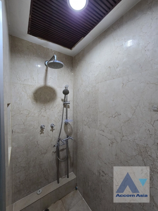 11  2 br Condominium For Rent in Sukhumvit ,Bangkok BTS Ekkamai at Tai Ping Tower AA45578