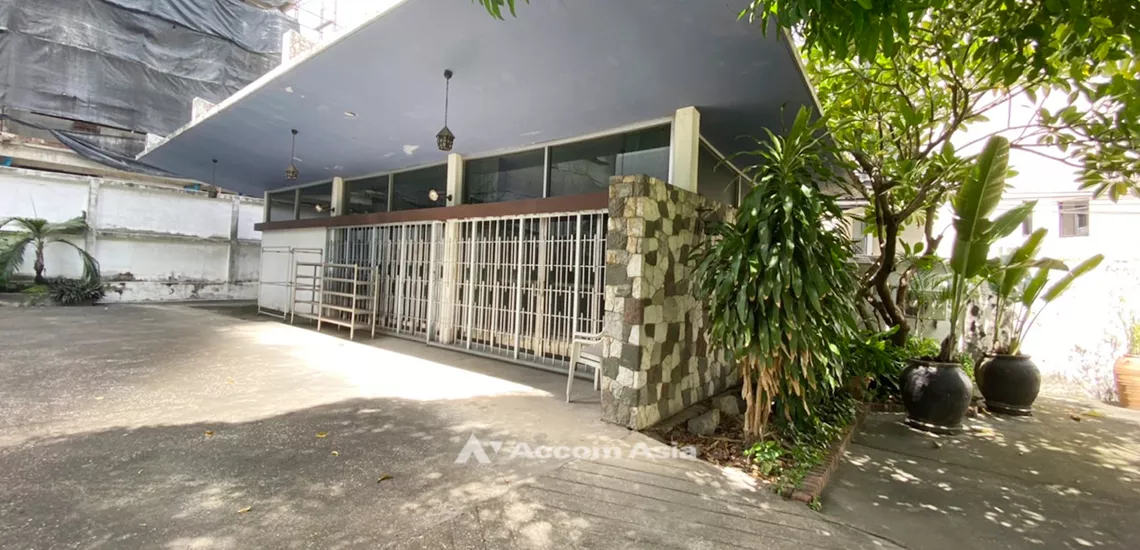 8  3 br House For Rent in Sukhumvit ,Bangkok MRT Queen Sirikit National Convention Center 10002801