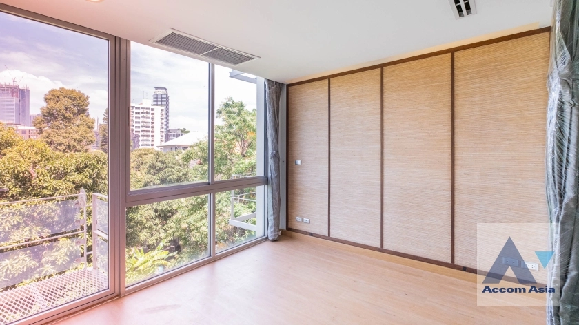 12  3 br Townhouse for rent and sale in Sathorn ,Bangkok BTS Chong Nonsi - MRT Khlong Toei at The Loft 11004503