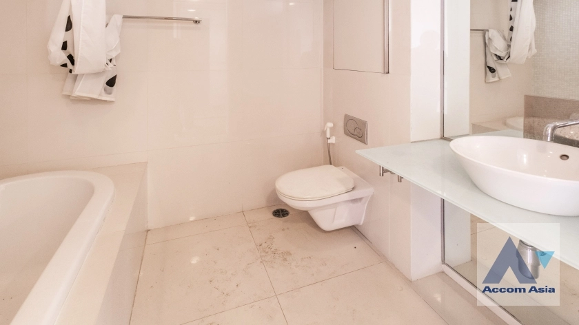 25  3 br Townhouse for rent and sale in Sathorn ,Bangkok BTS Chong Nonsi - MRT Khlong Toei at The Loft 11004503