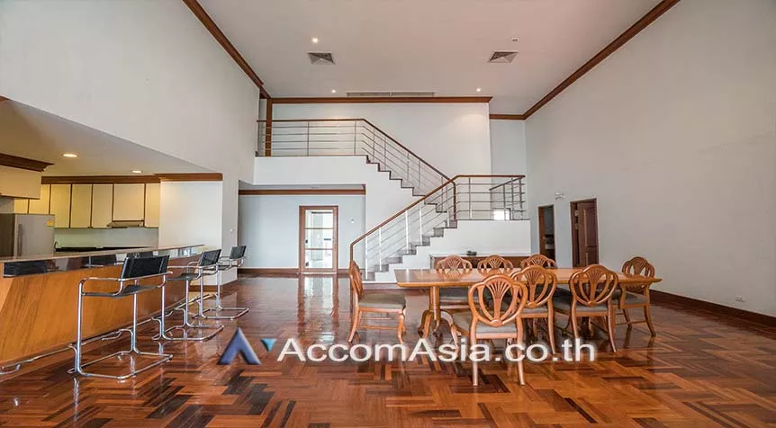 Duplex Condo, Penthouse |  4 Bedrooms  Apartment For Rent in Sukhumvit, Bangkok  near BTS Phrom Phong (1004601)