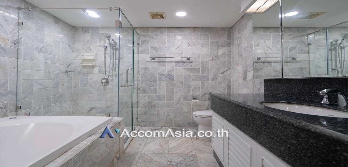 9  2 br Condominium For Rent in Ploenchit ,Bangkok BTS Chitlom at Somkid Gardens 26319
