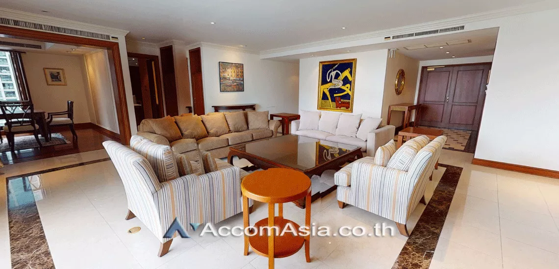  3 Bedrooms  Condominium For Rent in Ploenchit, Bangkok  near BTS Chitlom (26320)