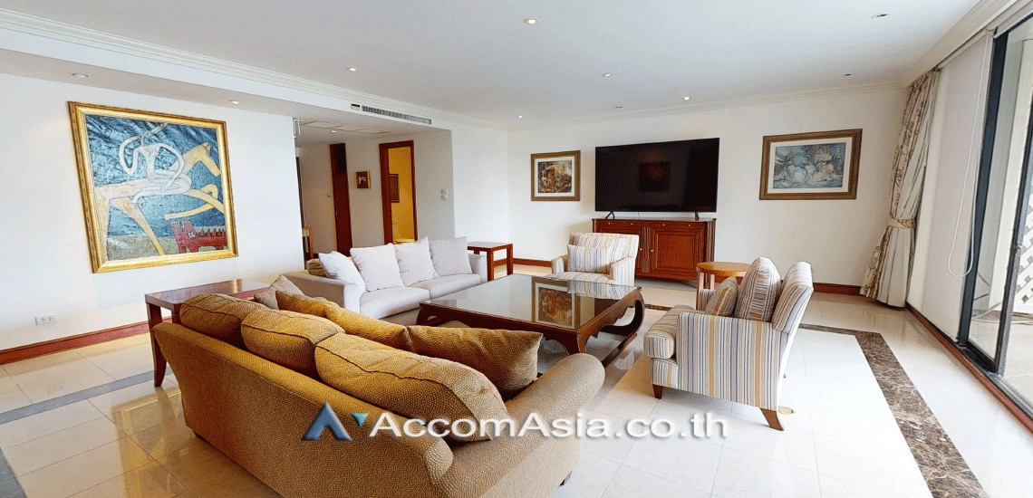 unit 3 Bedrooms  Condominium For Rent & Sale in Ploenchit, Bangkok  near BTS Chitlom (26320)