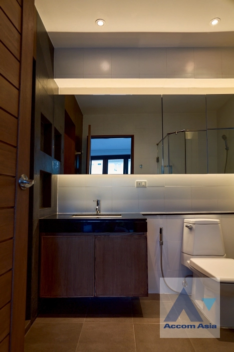 33  4 br House for rent and sale in Sukhumvit ,Bangkok BTS Ekkamai 96338