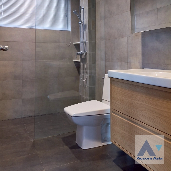 29  4 br House for rent and sale in Sukhumvit ,Bangkok BTS Ekkamai 96338