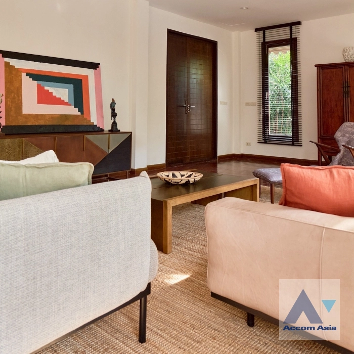 13  4 br House for rent and sale in Sukhumvit ,Bangkok BTS Ekkamai 96338