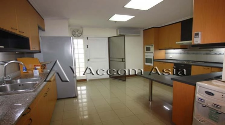 5  3 br Condominium For Rent in Sukhumvit ,Bangkok BTS Nana at Kallista Mansion 26341