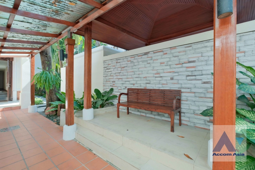 6  4 br House for rent and sale in Sukhumvit ,Bangkok BTS Ekkamai 66358