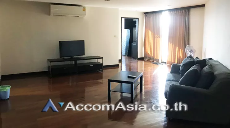 Duplex Condo |  4 Bedrooms  Condominium For Sale in Sukhumvit, Bangkok  near BTS Ekkamai (26380)