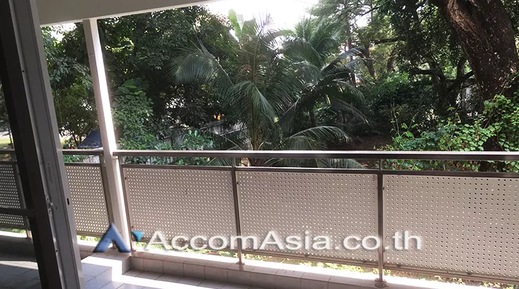 10  2 br Apartment For Rent in Sathorn ,Bangkok BTS Chong Nonsi at Cozy Low-Rise Apartment in a Premium Compound 1000203
