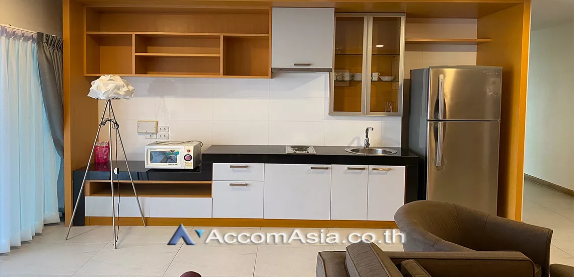 unit 2 Bedrooms  Condominium For Rent in Sathorn, Bangkok  near MRT Lumphini (26440)