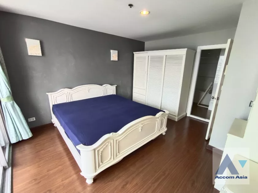 unit 1 Bedroom  Condominium For Rent & Sale in Sukhumvit, Bangkok  near BTS Asok - MRT Sukhumvit (26452)