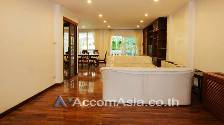 5  3 br Townhouse For Rent in Sathorn ,Bangkok  116488
