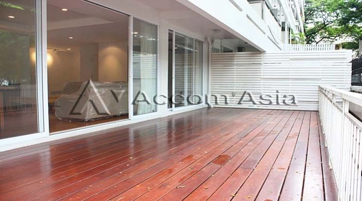 Big Balcony, Pet friendly |  Cozy Low-Rise Apartment in a Premium Compound Apartment  2 Bedroom for Sale & Rent BTS Chong Nonsi in Sathorn Bangkok