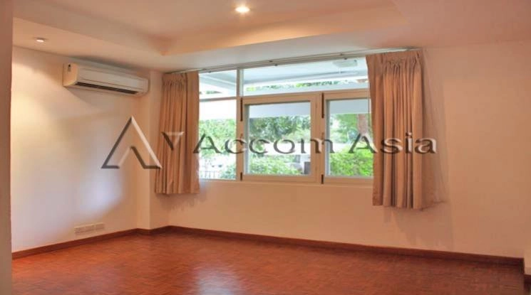 8  2 br Apartment for rent and sale in Sathorn ,Bangkok BTS Chong Nonsi at Cozy Low-Rise Apartment in a Premium Compound 10012