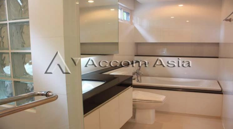 9  2 br Apartment for rent and sale in Sathorn ,Bangkok BTS Chong Nonsi at Cozy Low-Rise Apartment in a Premium Compound 10012