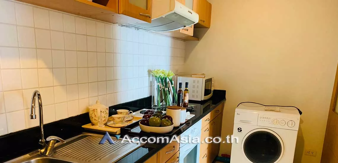 unit 2 Bedrooms  Apartment For Rent in Sukhumvit, Bangkok  near BTS Phrom Phong (16587)