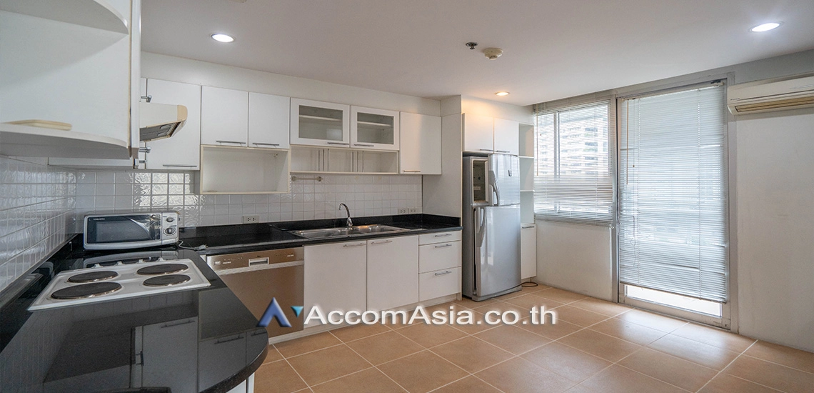unitBig Balcony, Duplex Condo |  3 Bedrooms  Apartment For Rent in Sukhumvit, Bangkok  near BTS Phrom Phong (26590)