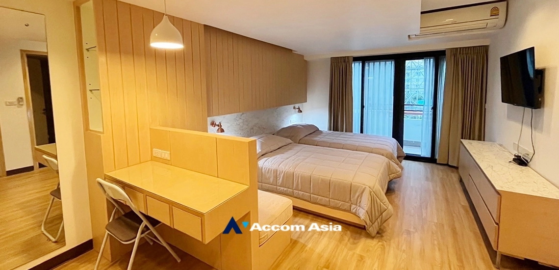 12  2 br Condominium for rent and sale in Ploenchit ,Bangkok BTS Ploenchit at La Maison Ruamrudee 26911