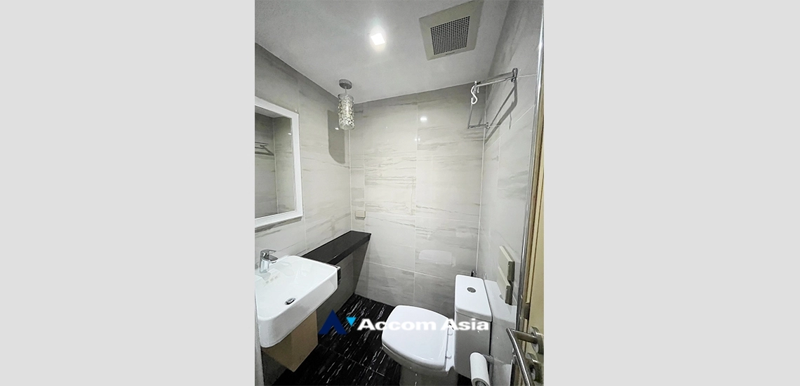 20  2 br Condominium for rent and sale in Ploenchit ,Bangkok BTS Ploenchit at La Maison Ruamrudee 26911