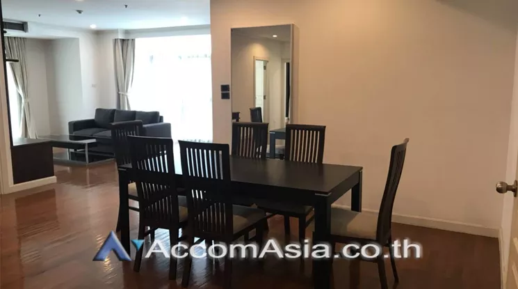 Pet friendly |  2 Bedrooms  Condominium For Rent in Ploenchit, Bangkok  near BTS Chitlom (2028704)
