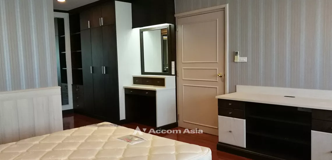 14  3 br Condominium For Rent in Sathorn ,Bangkok BTS Sala Daeng - MRT Lumphini at Sathorn Gardens 26956