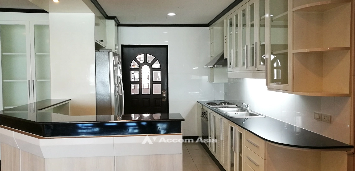 8  3 br Condominium For Rent in  ,Bangkok BTS Sala Daeng - MRT Lumphini at Sathorn Gardens 26956