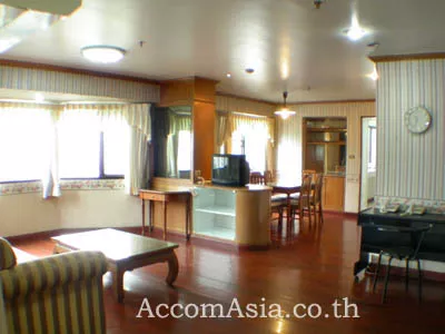  Baan Suan Petch Condominium  2 Bedroom for Rent BTS Phrom Phong in Sukhumvit Bangkok