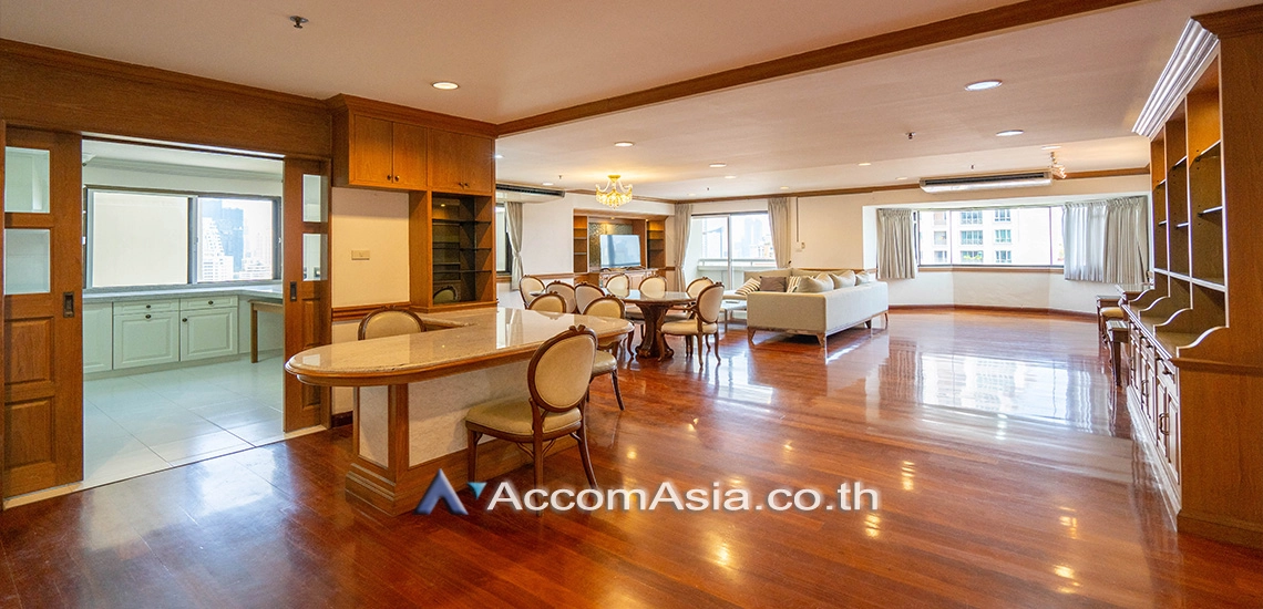  Baan Suan Petch Condominium  3 Bedroom for Rent BTS Phrom Phong in Sukhumvit Bangkok