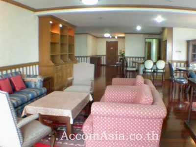 unit 2 Bedrooms  Condominium For Rent in Sukhumvit, Bangkok  near BTS Phrom Phong (26979)