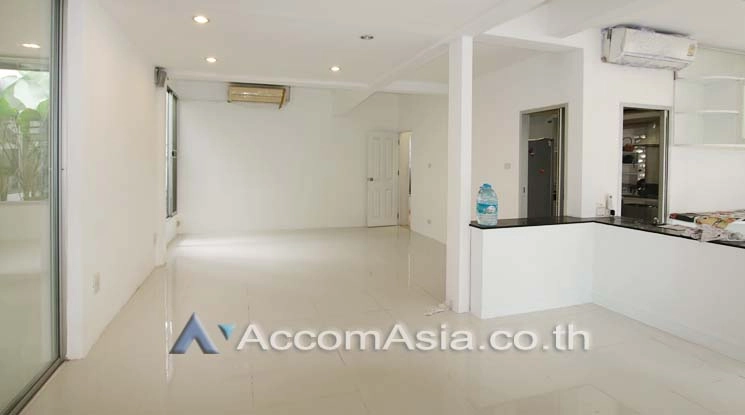4  4 br House For Rent in Sukhumvit ,Bangkok BTS Ekkamai 10002901
