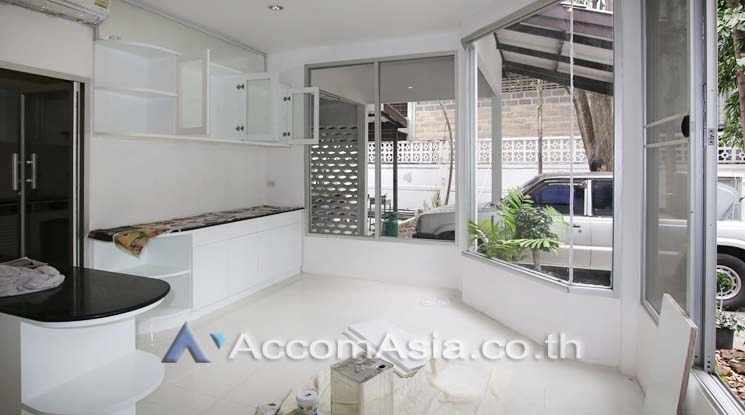 5  4 br House For Rent in sukhumvit ,Bangkok BTS Ekkamai 10002901