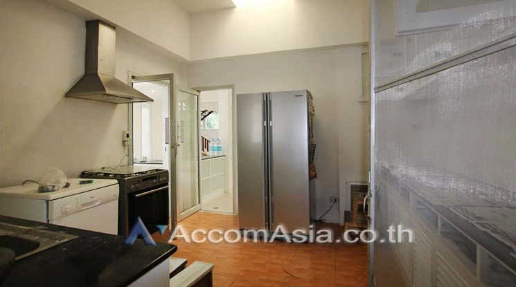6  4 br House For Rent in Sukhumvit ,Bangkok BTS Ekkamai 10002901