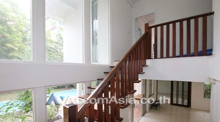 7  4 br House For Rent in Sukhumvit ,Bangkok BTS Ekkamai 10002901