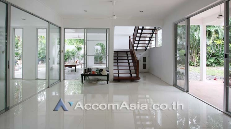 8  4 br House For Rent in sukhumvit ,Bangkok BTS Ekkamai 10002901