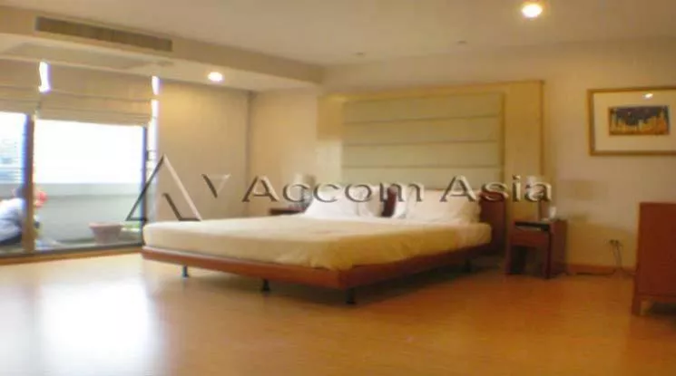 5  3 br Apartment For Rent in Ploenchit ,Bangkok BTS Ratchadamri at Step to Lumpini Park 16999