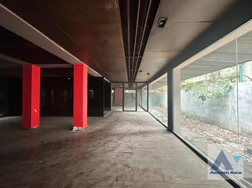 13  3 br Land For Rent in Sukhumvit ,Bangkok BTS Asok - MRT Sukhumvit 4001301