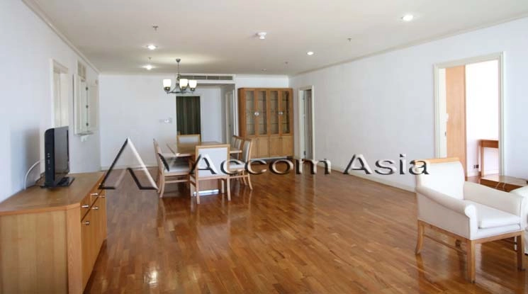 unitPet friendly |  3 Bedrooms  Apartment For Rent in Sukhumvit, Bangkok  near BTS Phrom Phong (27006)