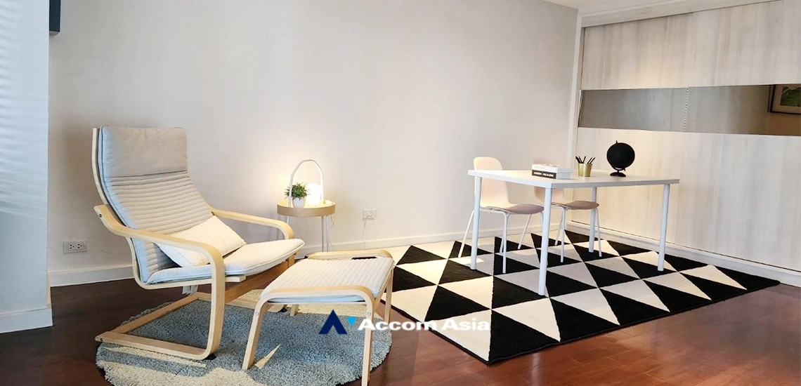 1  4 br Condominium For Rent in Sathorn ,Bangkok BTS Sala Daeng - MRT Lumphini at Sathorn Park Place 27015