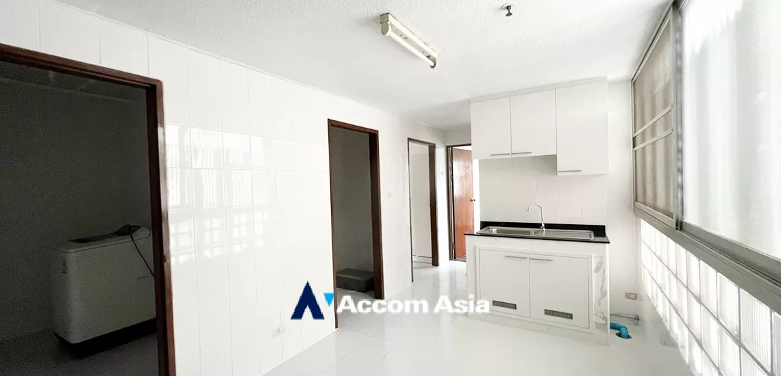 9  3 br Condominium for rent and sale in Sathorn ,Bangkok BTS Sala Daeng - MRT Lumphini at Sathorn Park Place 27038