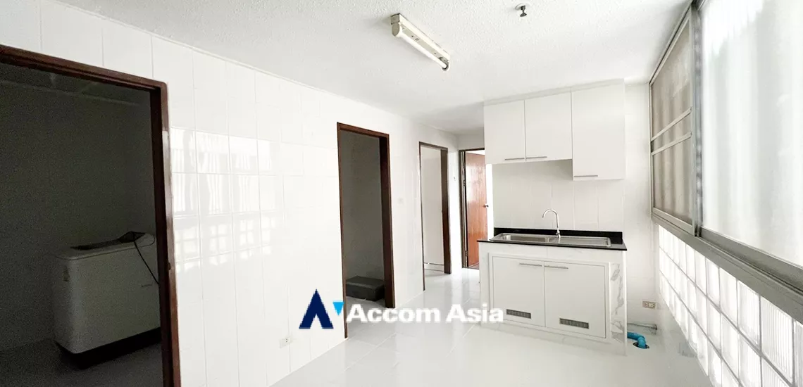 9  3 br Condominium For Rent in Sathorn ,Bangkok BTS Sala Daeng - MRT Lumphini at Sathorn Park Place 27038